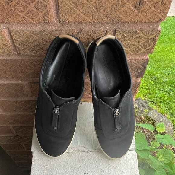 ECCO Soft 7 Black Nubuck Front Zip II Slip On Flats SHOES SNEAKERS 9 9.5 40 - Picture 1 of 7